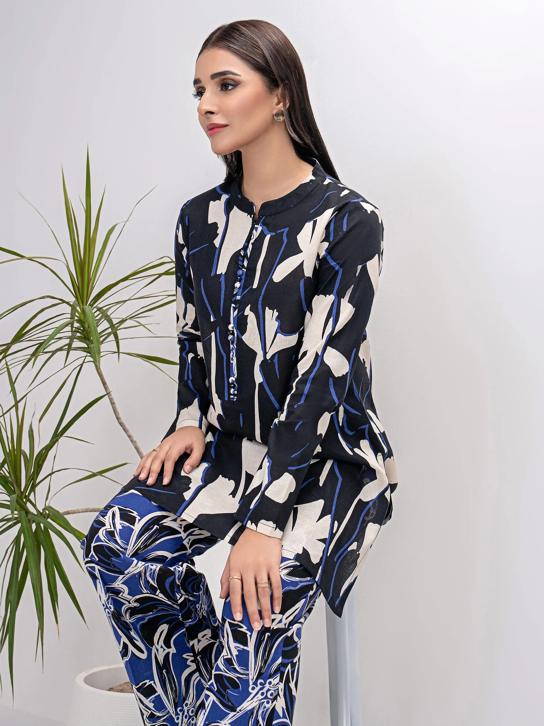 2 Piece Khaddar Suit-Printed(Unstitched)