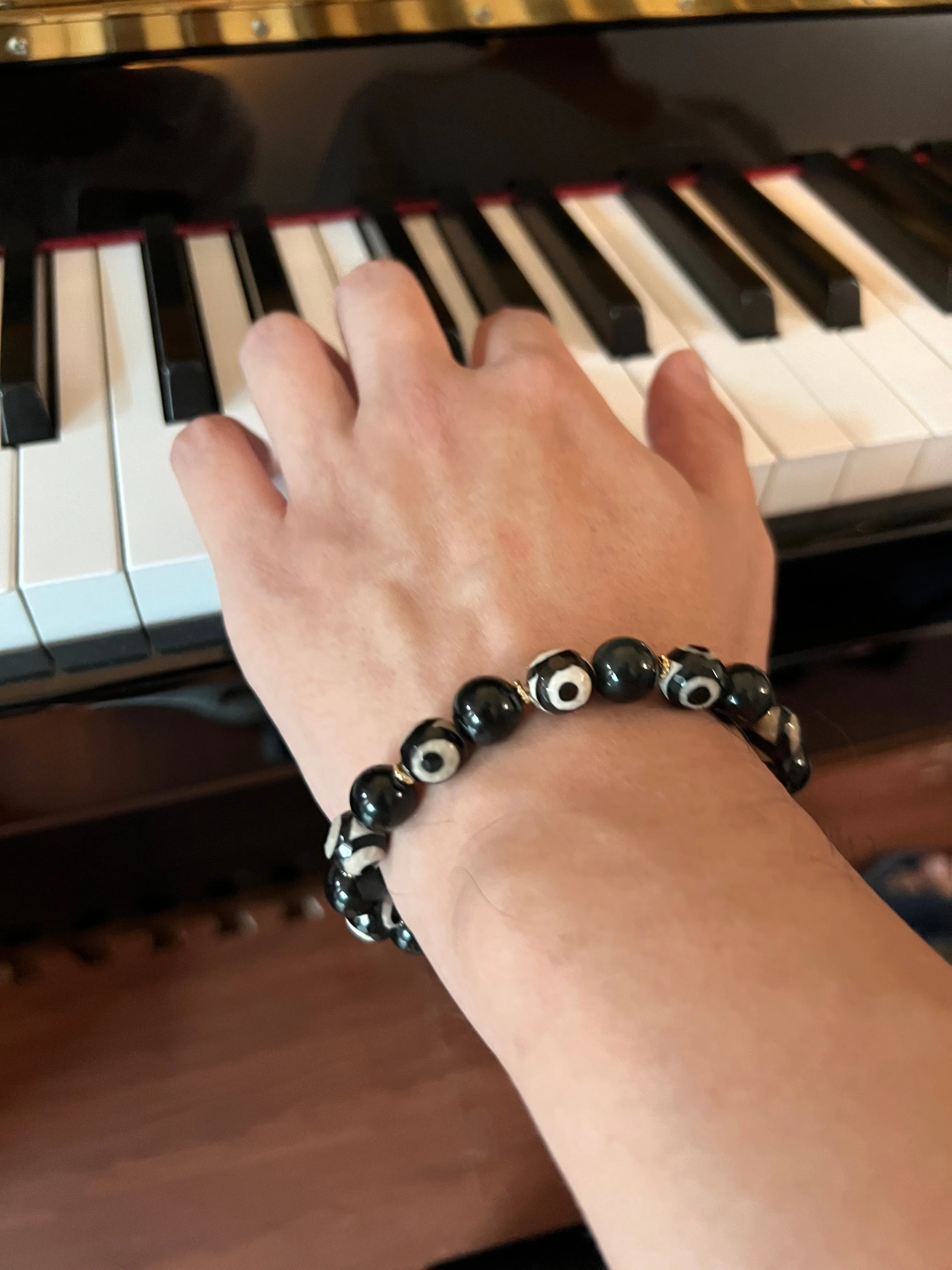 Black And White Dzi Agate Bracelet MEB04