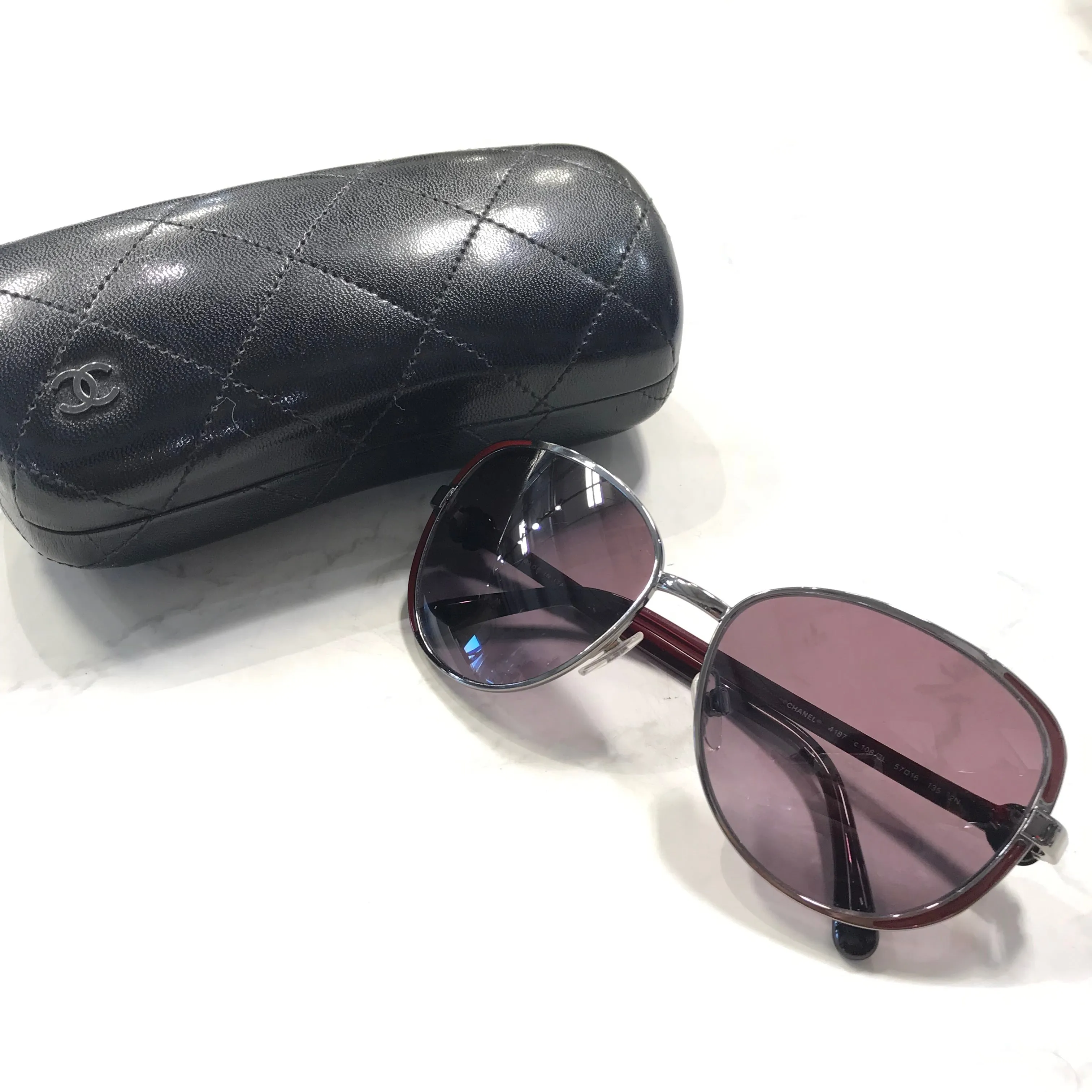 Burgundy Metal Frame Camellia Sunglasses