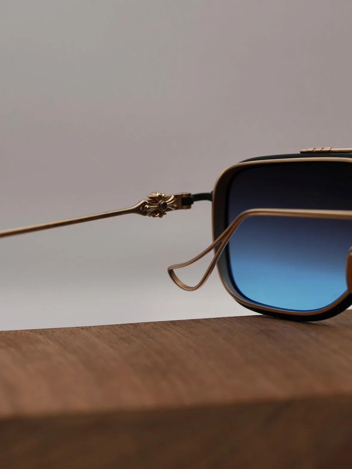 CHROME HEARTS HUMPSTER BLUE GOLD SUNGLASSES