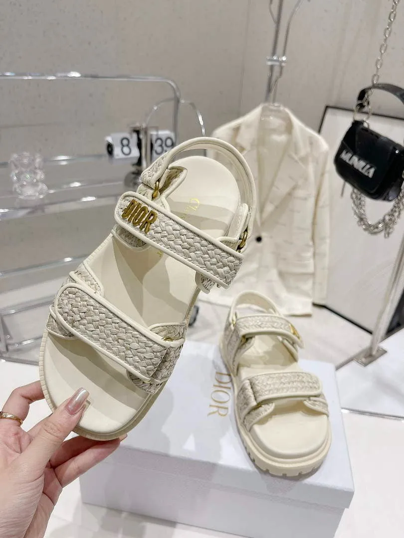 Dior KCQ547LAB Dioract Sandal