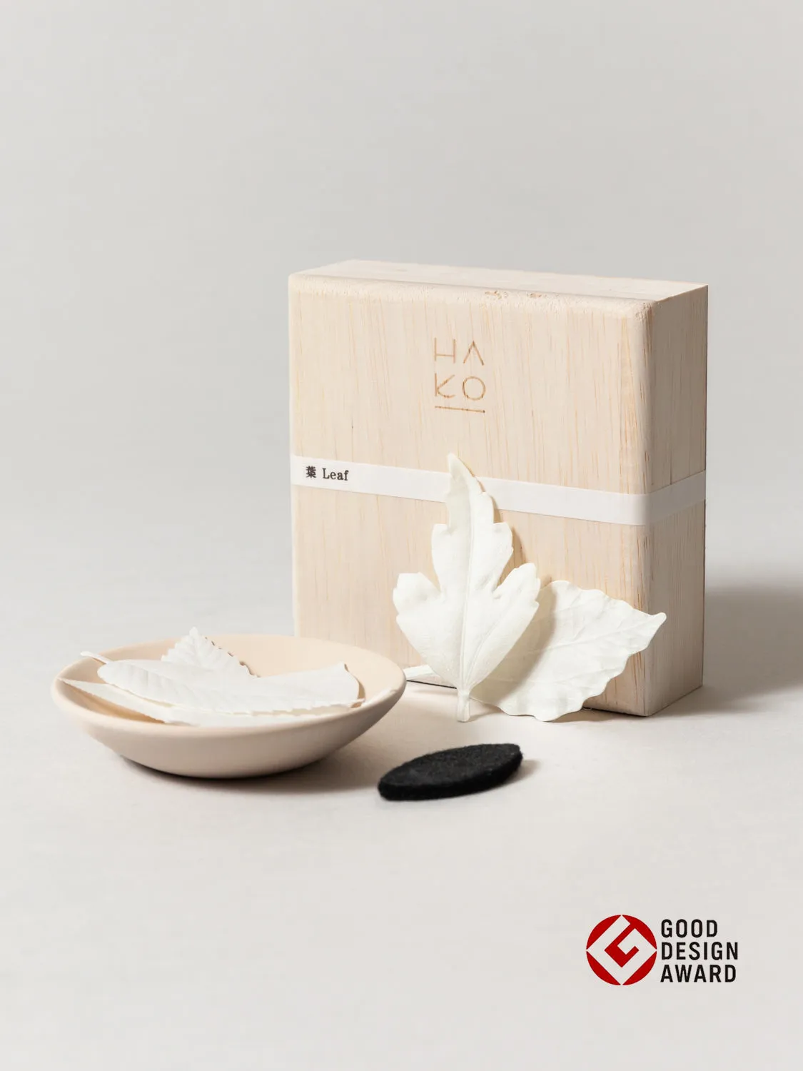 HA KO Paper Incense - Wooden Box Set of 6 With Incense Mat and Dish