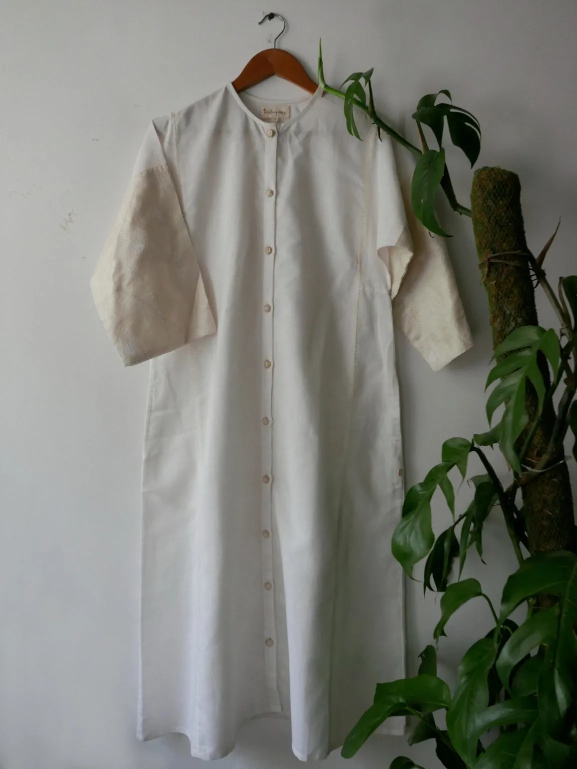 Linen Button Down Kurta w/ Silk Embroidered Sleeves