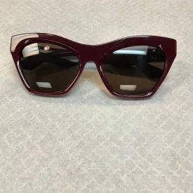 Sunglasses Designer By Burberry